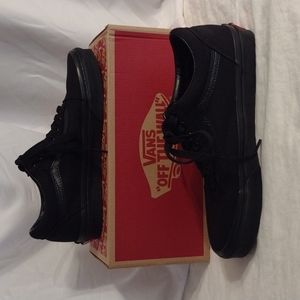 VANS Old Skool Classic Tumble Men's 6.5 Black/Black New With Tags